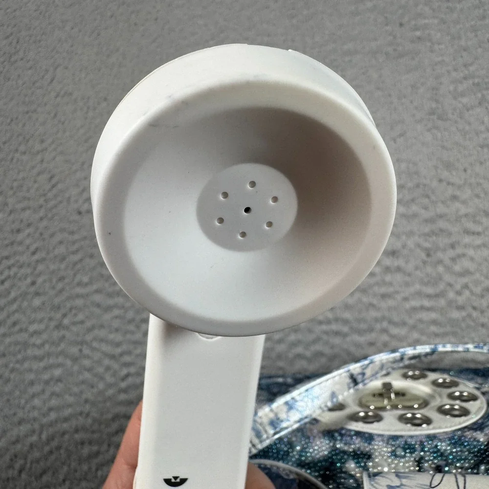 Betsey Johnson Kitsch Toile Pearl Blue and White Floral Phone Handbag Wireless - Picture 7 of 9